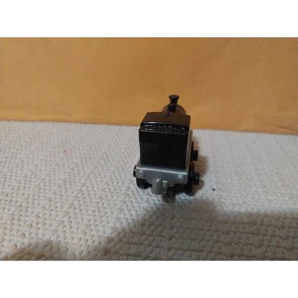 Thomas & Friends Tank Engine Train Mini Millie as Catwoman DC COMICS - Picture 4 of 4